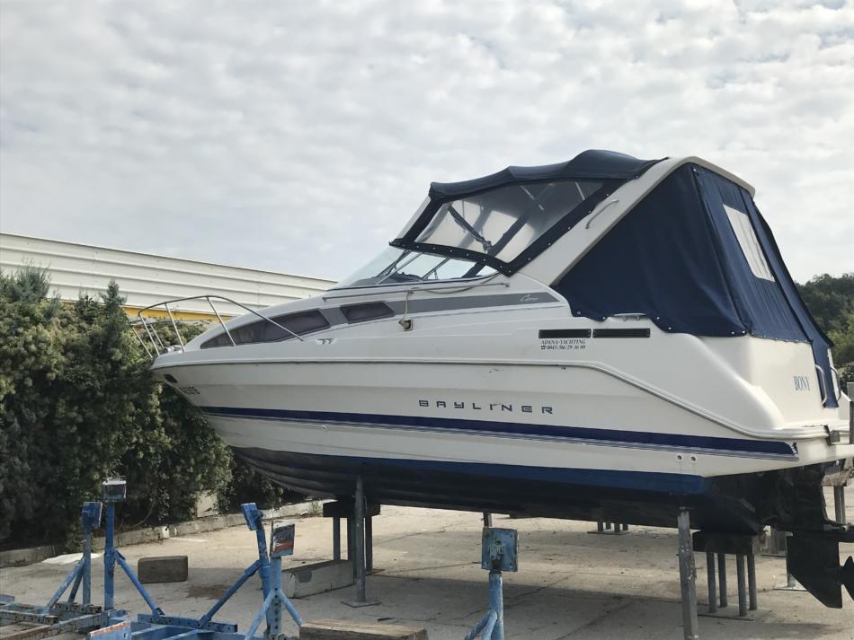 bayliner-2855