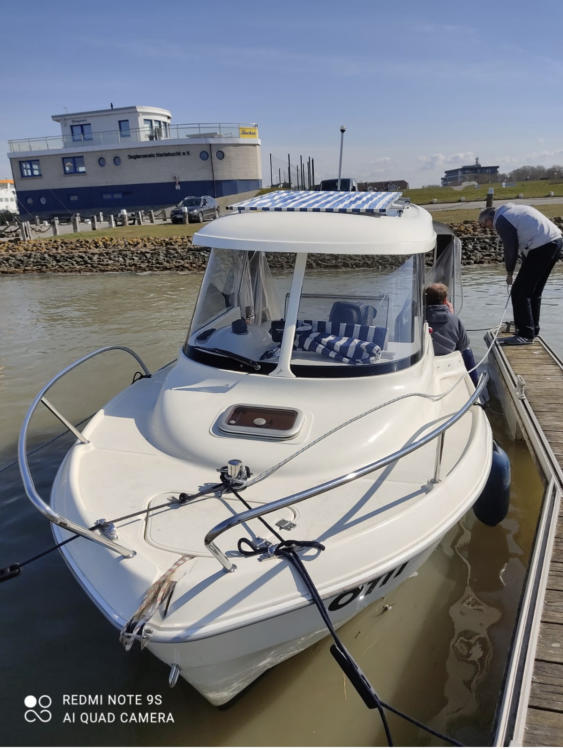 quicksilver-530-pilothouse