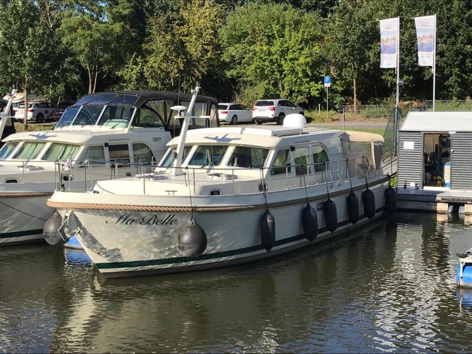 motoryacht-linssen-grand-sturdy-40-9-sedan