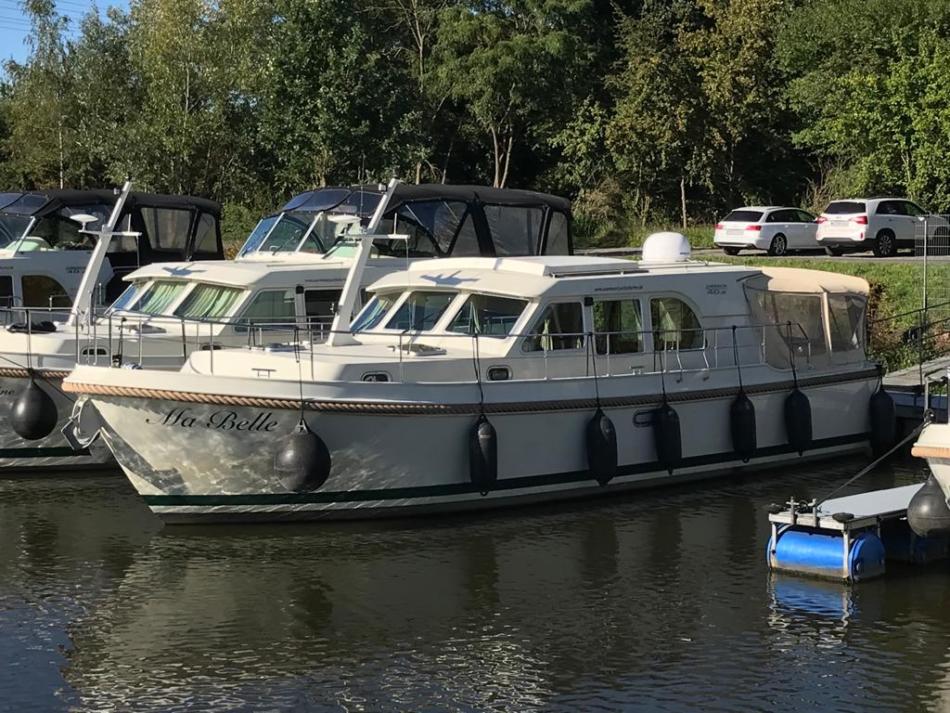 motoryacht-linssen-grand-sturdy-40-9-sedan