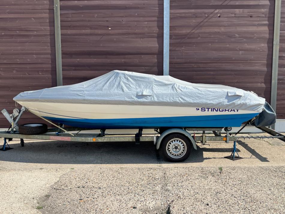 stingray-558zpx-135ps-cruiser-gleiter-boot-730-bs