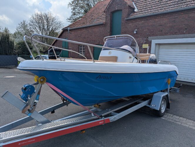 gfk-motorboot-mittelkonsole-80-ps-mercury-trailer