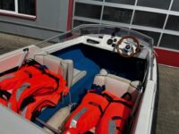motorboot-sportboot-inkl-aussenborder-und-trailer