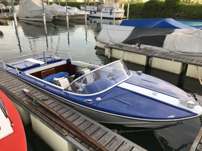 motorbootsportbootbadeboot-mit-bodenseezulassung