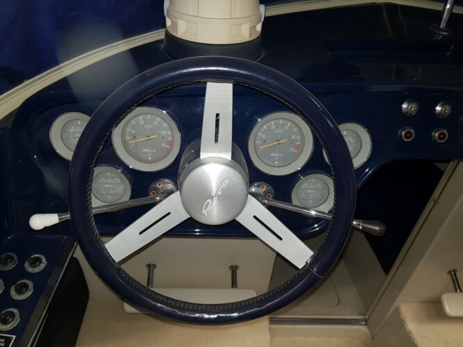 riva-st-tropez-ein-star-uner-den-booten-von-carlo-riva
