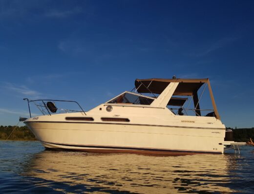 Fairline Carrera 24
