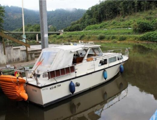 Apollo 32, Motorboot, Verdränger, dänischer Yachtbau, „Second Home“