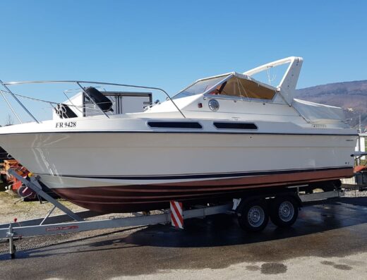 Fairline Carrera 24