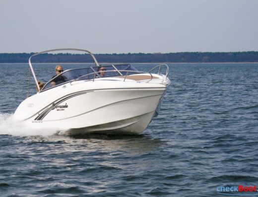 OKIBOATS – 585 BARRACUDA-CABIN