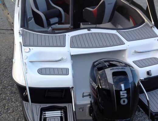 Aqualine 690 auf Trailer 150 PS, NEU 2021, Wochencharter, Kajütboot