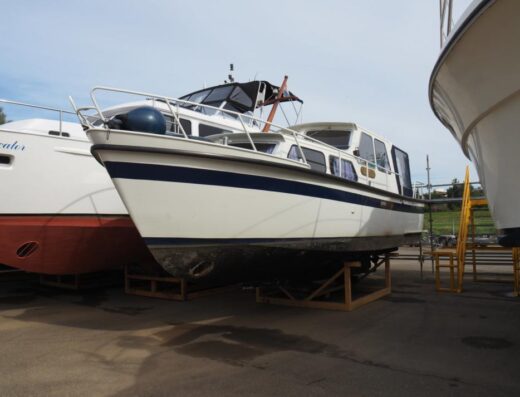 Aquanaut Beauty 880 Stahlboot Motorboot Diesel generalüberholt!