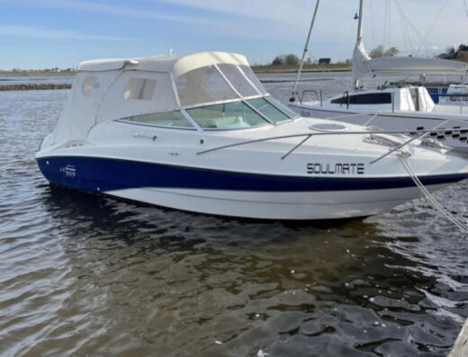 Astromar LS 707 Daycruiser