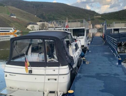 Bayliner 2452 Classic