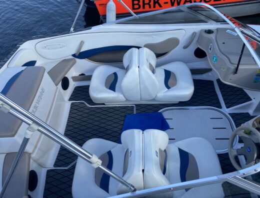 Bowrider, Motorboot