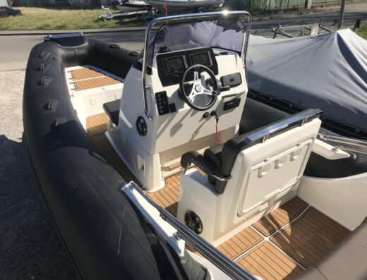 Brig Eagle 6.7H & 225PS, V-8