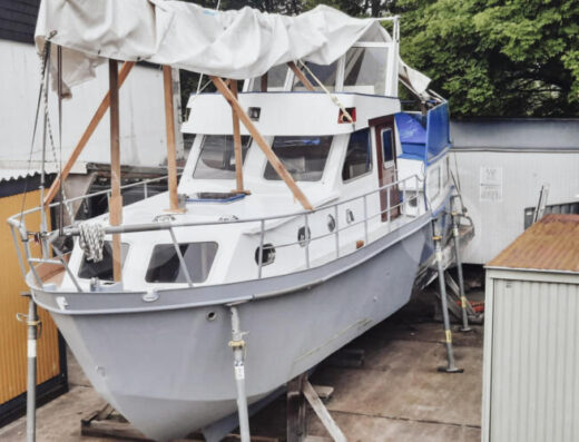 Cascaruda Stahlschiff