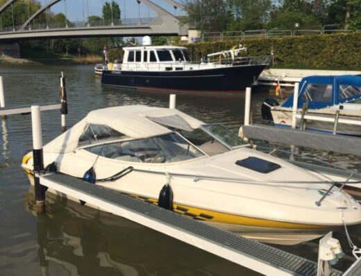 Bayliner 2052 Capri aida