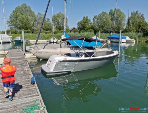 Corsiva 590 Tender, Familienboot