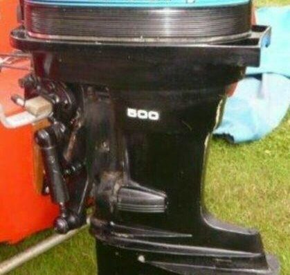 Hille Boot Malibu 450 mit Mercury 50PS Motor