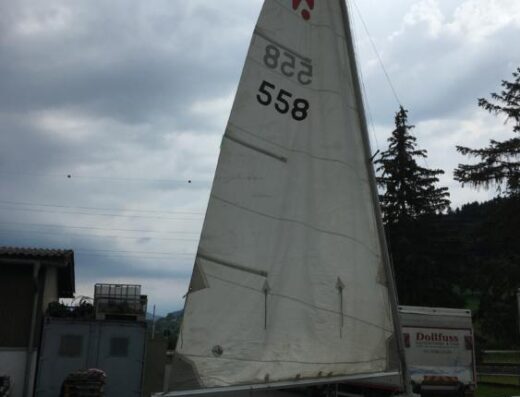 Hubkiel-AQUILA mit Bootsanhänger