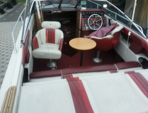 Sea Ray Monaco 210