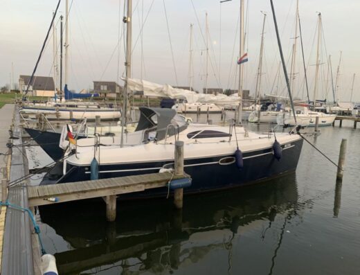 Segelyacht Delphia Sportina 760