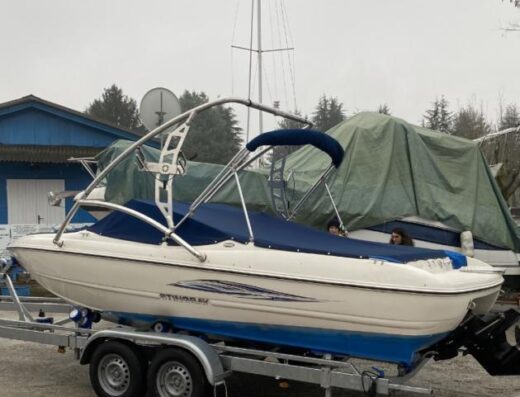Stingray 195RX bowrider ( 2012 )