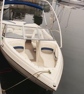 Stingray 195RX bowrider ( 2012 )