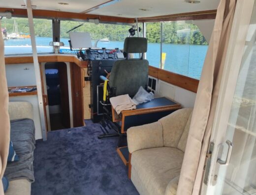 Chris Craft Sedan mit Fly