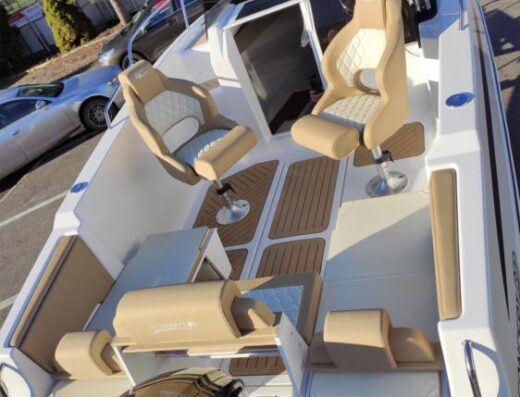 Die Motoryacht Concept 640 CRUISER
