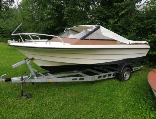 Draco Motorboot inkl Anhänger