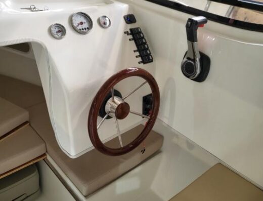 Fortis 590 Cabin