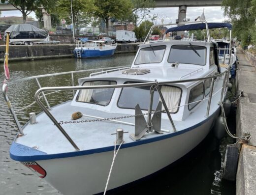 Gepflegte Stahl-Motoryacht mit Pütt & Pann inkl. Winterlager & ggf. Liegeplatz
