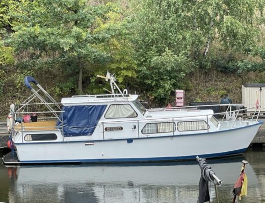Gepflegte Stahl-Motoryacht mit Pütt & Pann inkl. Winterlager & ggf. Liegeplatz