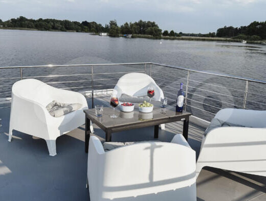 Hausboot Modell Mini Independent