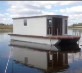 Hausboot-Ponton