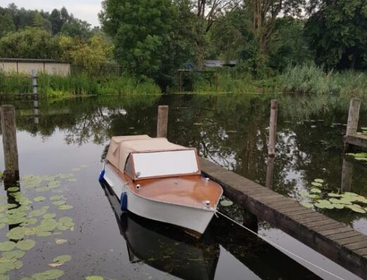 Holzboot