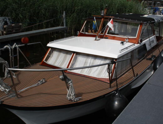 Kajütboot Ernst Riss „Seestern XL“