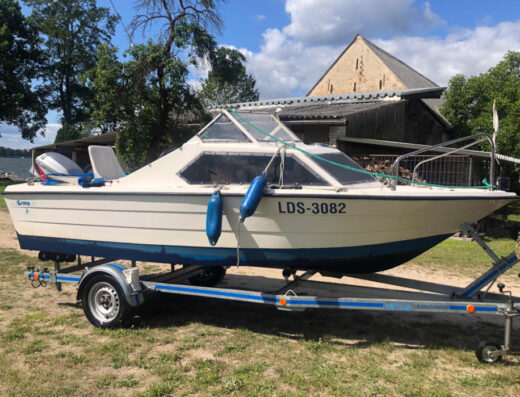 Kajütboot Sportboot Tramp 495/ Motor 25 Ps (4-Takt) inklu Trailer