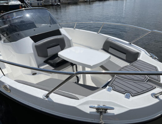 Karnic SL 601 mit Mercury F115 EXLPT