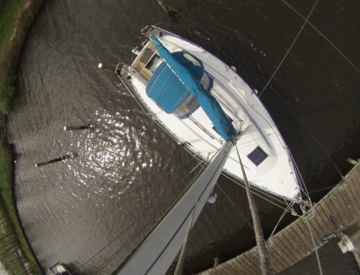 Kleine, englische Yacht: Contessa MG 27