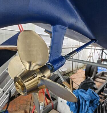 kompl. überholtes Segelboot Jouet Tarantelle27