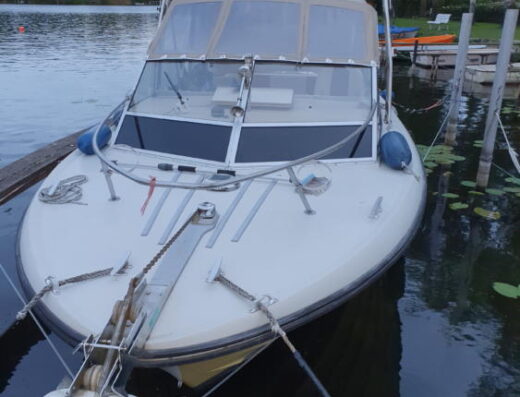 „Marex DC2300“- sparsames Wander- und Familienboot, gepflegt