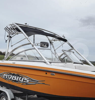 Moomba/Mobius Sportboot