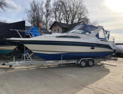 Motorboot / Kajütboot Regal Valanti 260