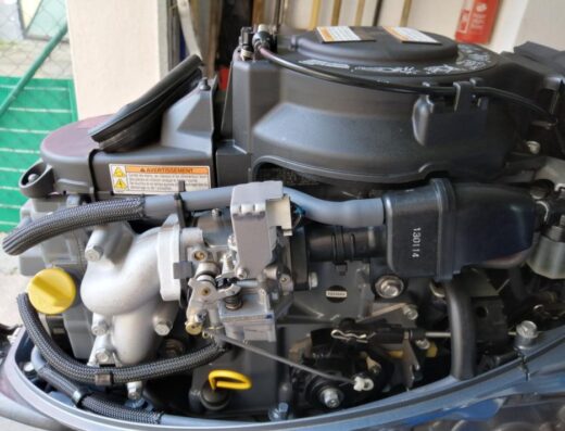 Motorboot mit Trailer