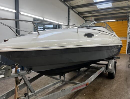 Motorboot