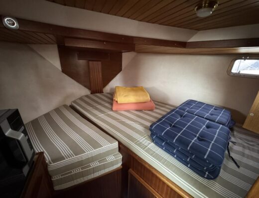 Motoryacht Success Fly Stahlverdränger Kajütboot
