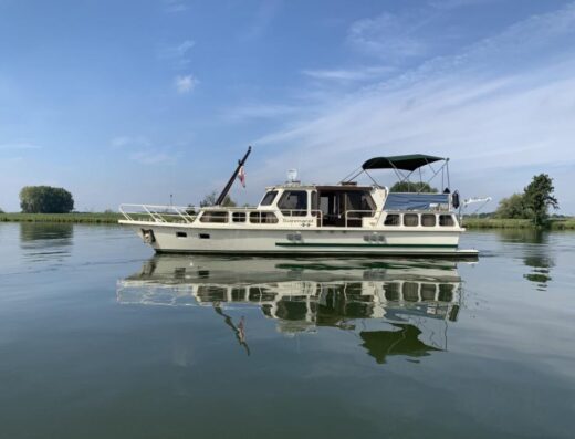 Motoryacht