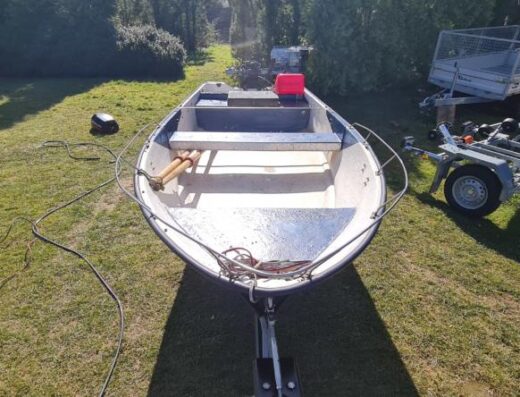 OCKELBO Angelboot aus Schweden mit 15PS Motor und Trailer